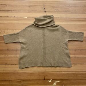 Charter Club cashmere turtleneck sweater. Size S/M.